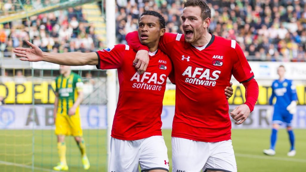 Eredivisie: Ajax e PSV sempre a braccetto in vetta, Cambuur quasi retrocesso