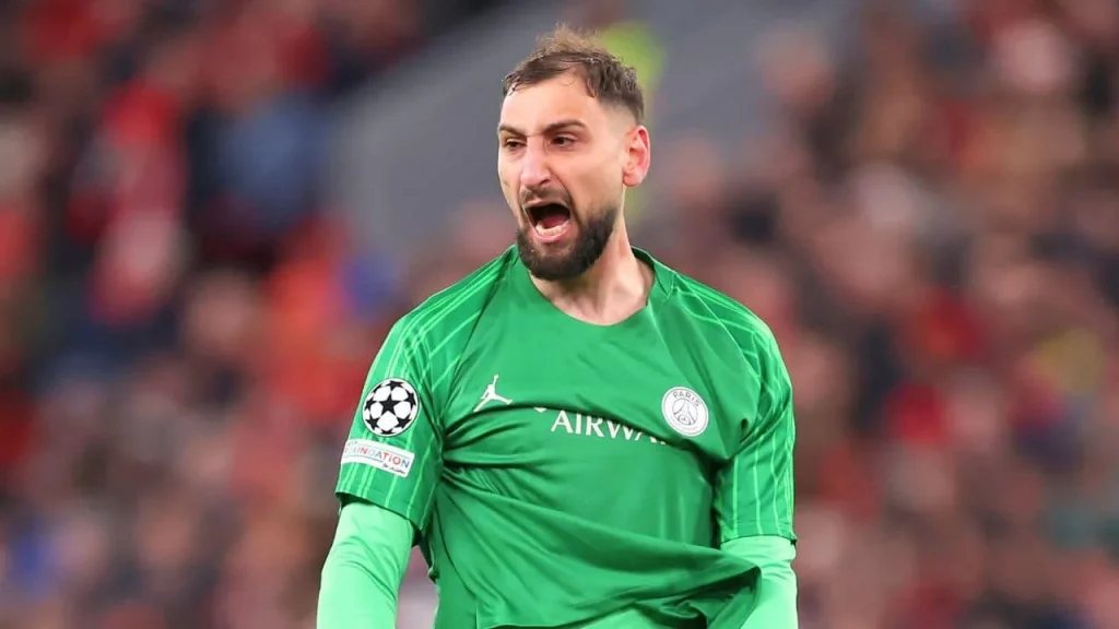 Il PSG compie il miracolo a Liverpool, Donnarumma eroico ai rigori lancia i parigini ai quarti di Champions