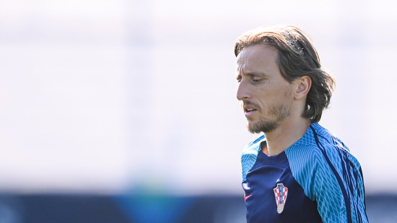 Lo hanno ucciso davanti ai miei occhi: Luka Modric disperato | Una tragedia che lo ha segnato