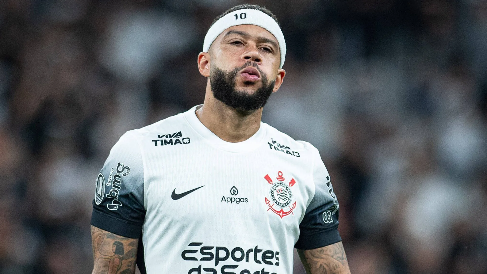 Memphis Depay al Corinthians
