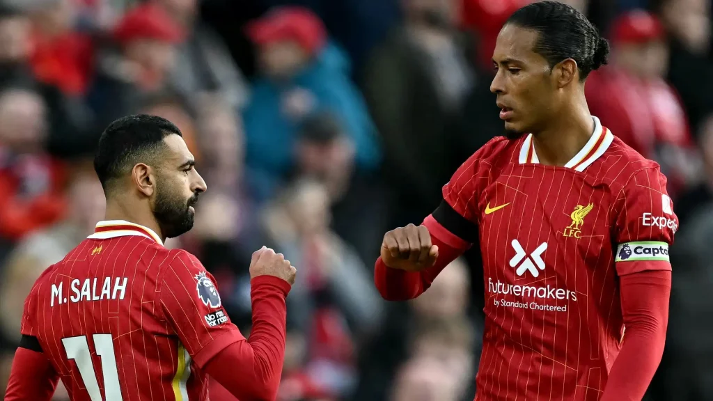 Van Dijk saluta il Liverpool: mentre Slot ha individuato il sostituto, il difensore beccato a parlare col suo futuro club?