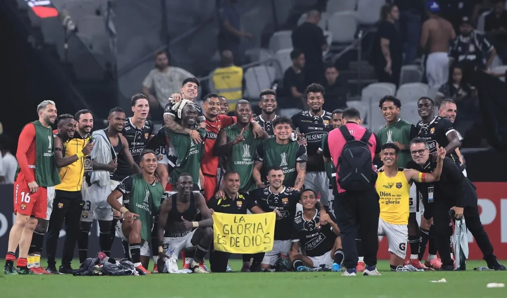 Un’altra big fuori nei preliminari di Libertadores, al Corinthians di Memphis Depay non riesce la rimonta