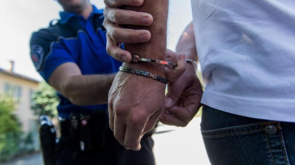 Accuse reiterate di molestie sessuali: indagine in corso sul tecnico italiano | Rischia l’ergastolo